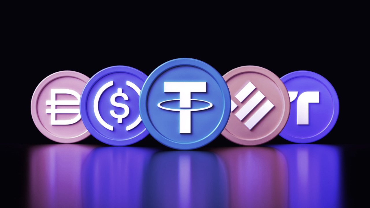 Bối cảnh vĩ mô và chính sách tiền tệ đáng lo ngại. Dòng tiền thông minh có tín hiệu gì?